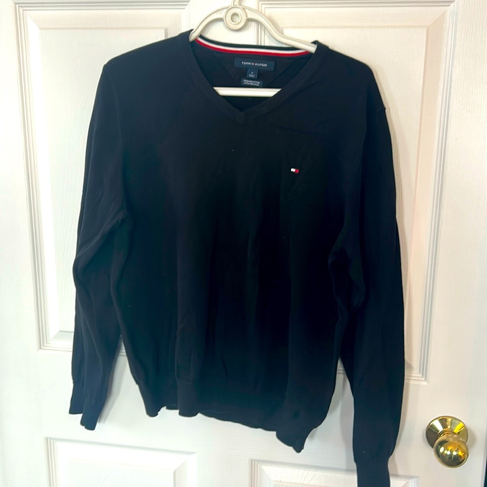 Tommy Hilfiger “premium cotton” v-neck black sweater (medium)